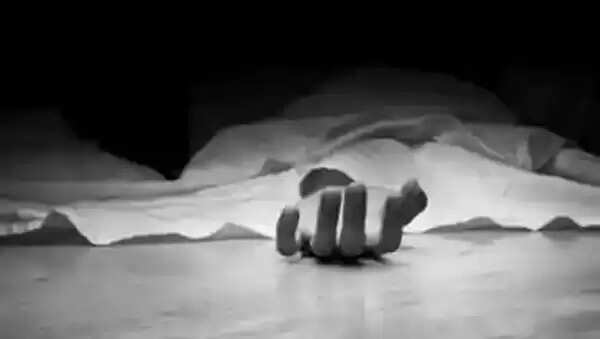 പാമ്പ് കടിയേറ്റ് ചികില്സയിലായിരുന്ന അധ്യാപിക മരിച്ചു