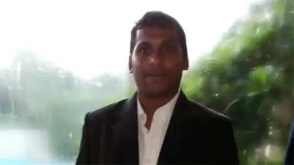 അന്തരിച്ച ഫുട്ബോള് താരത്തിന്റെ മൃതദേഹത്തെച്ചൊല്ലി ഭാര്യമാര് തമ്മില് അവകാശ തര്ക്കം; ഒടുവില് ഭര്ത്താവിന്റെ സംസ്ക്കാര ചടങ്ങുകള് നടത്താനുള്ള ഭാഗ്യം ലഭിച്ചത് ഇവര്ക്ക്!