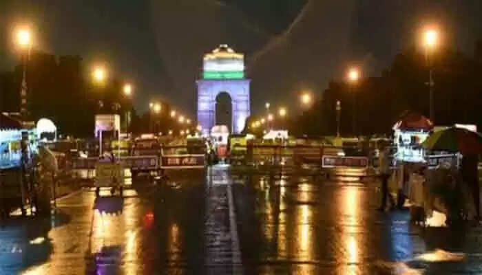 Earthquake | ഡെൽഹിയിലെ ഭൂകമ്പം വീടുകളിൽ പ്രതിഫലിച്ചത് ഇങ്ങനെ; വീഡിയോകൾ കാണാം