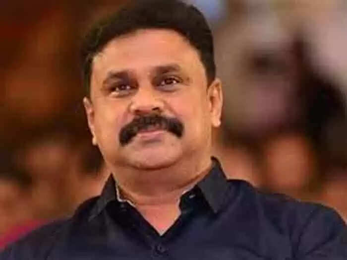 നടിയെ ആക്രമിച്ച കേസ്: നടന് ദിലീപിന്റെ ജാമ്യം റദ്ദാക്കണമെന്ന പ്രോസിക്യൂഷന് ആവശ്യം വിചാരണ കോടതി തള്ളി