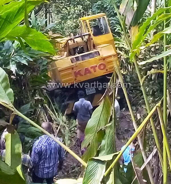 ക്രെയിന് മറിഞ്ഞ് ചെന്നൈ സ്വദേശി മരിച്ചു