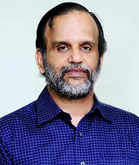 ക്യാന്സര് ചികിത്സയ്ക്ക് മരുന്നെന്ന് വാട്സാപ്പിലൂടെ വ്യാജസന്ദേശം: തന്റെ പേരില് പ്രചരിപ്പിക്കുന്നതിനെതിരെ ഡോ. വി പി ഗംഗാധരന് പരാതി നല്കി