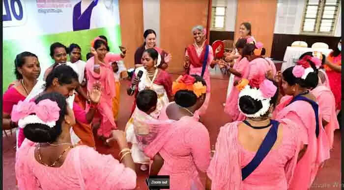 Minister | എല്ലാ ജില്ലകളിലും ഊരുമിത്രം പദ്ധതി വ്യാപിപ്പിക്കും: വീടുകളിലെ പ്രസവങ്ങള് കുറയ്ക്കാന് ഹാംലെറ്റ് ആശമാര് സഹായിച്ചു; സംഗമം വേറിട്ട അനുഭവമായെന്നും മന്ത്രി വീണാ ജോര്ജ്