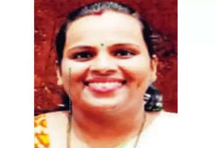 Investigation | റോഷിതയുടെ ആത്മഹത്യ: അന്വേഷണം മൊബൈല് ഫോണും സി സി ടി വി കാമറയും കേന്ദ്രീകരിച്ച്