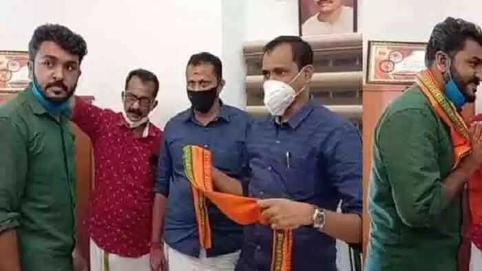 കോണ്ഗ്രസ് വിട്ട് ബി ജെ പിയിലേക്ക്; സോഷ്യല് മീഡിയയില് കൊട്ടിഘോഷിക്കുന്നതിനിടെ മണിക്കൂറുകള്ക്കകം തിരികെ പാര്ട്ടിയില് ചേര്ന്ന് ഞെട്ടിച്ച് നേതാവ്