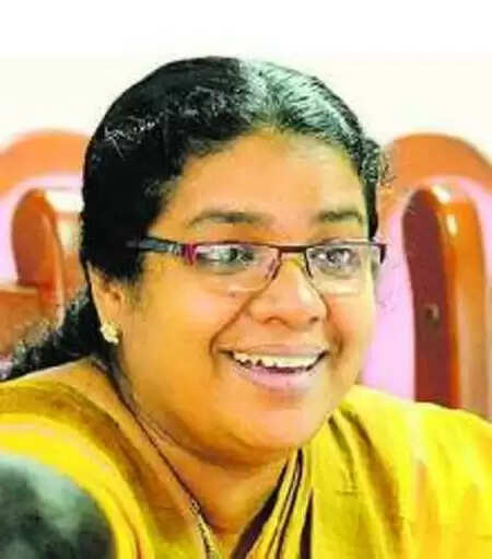 ഭിക്ഷാടന മാഫിയയ്ക്കെതിരെ ജാഗ്രത പാലിക്കുക: എം എസ് താര