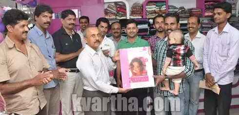 ഫോട്ടോ മത്സരം: സമ്മാനങ്ങള് നല്കി; ഒരു പവന് ഉറ്റവര് നഷ്ടപ്പെട്ടവര്ക്ക്