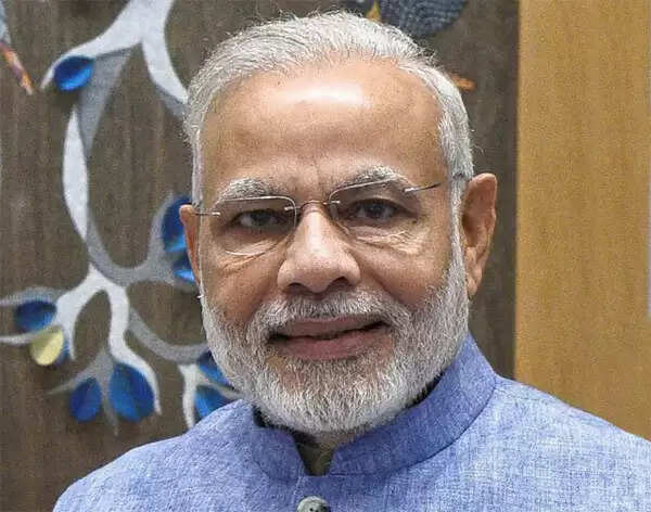നെഹ്റുവിന് പകരം പട്ടേലായിരുന്നു ഇന്ത്യയുടെ ആദ്യ പ്രധാനമന്ത്രിയെങ്കില് പാക് അധീന കശ്മീര് ഇന്ത്യയ്ക്ക് ലഭിക്കുമായിരുന്നു; എന്ത് ജനാധിപത്യത്തെക്കുറിച്ചാണ് നിങ്ങള് സംസാരിക്കുന്നത്; കോണ്ഗ്രസിനെതിരെ ആഞ്ഞടിച്ച് നരേന്ദ്ര മോദി