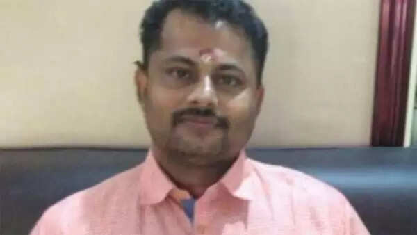 പാലത്തായി പീഡനക്കേസില് സിബിഐയില്ല; തുടരന്വേഷണം ക്രൈംബ്രാഞ്ചിന്, ബിജെപിയെ വെട്ടിലാക്കി സര്ക്കാര്