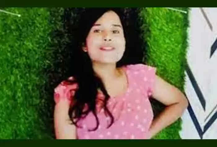 Youth Held | യുവാവ് കാമുകിയെ കൊലപ്പെടുത്തി മൃതദേഹം ഫാർമസിയിൽ 4 ദിവസം ഒളിപ്പിച്ചുവെച്ചു; ആരും അറിഞ്ഞില്ല! ഒടുവിൽ കുടുങ്ങിയതിങ്ങനെ