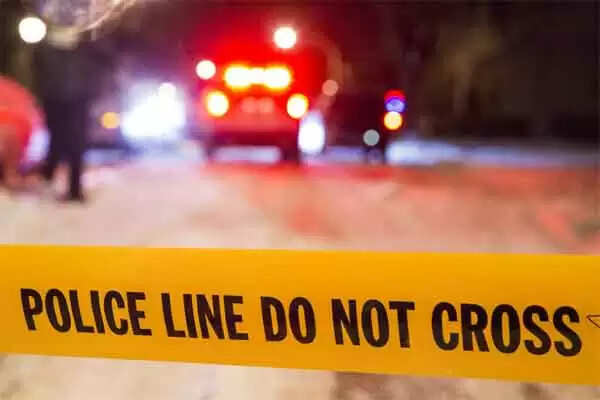 വാഷിങ്ടണില് ആള്കൂട്ടത്തിന് നേരെ വെടിയുതിര്ത്ത് അക്രമികള്; 3 പേര് മരിച്ചു, ആക്രമണം നടത്തിയവരെക്കുറിച്ച് വിവരം നല്കുന്നവര്ക്ക് 75,000 ഡോളര് പാരിതോഷികം പ്രഖ്യാപിച്ച് സര്കാര്