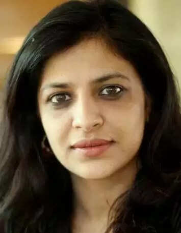 മുസ്ലീങ്ങള് ഇപ്രാവശ്യം വര്ഗീയ നിലപാട് സ്വീകരിക്കണം: ഷാസിയ ഇല്മി