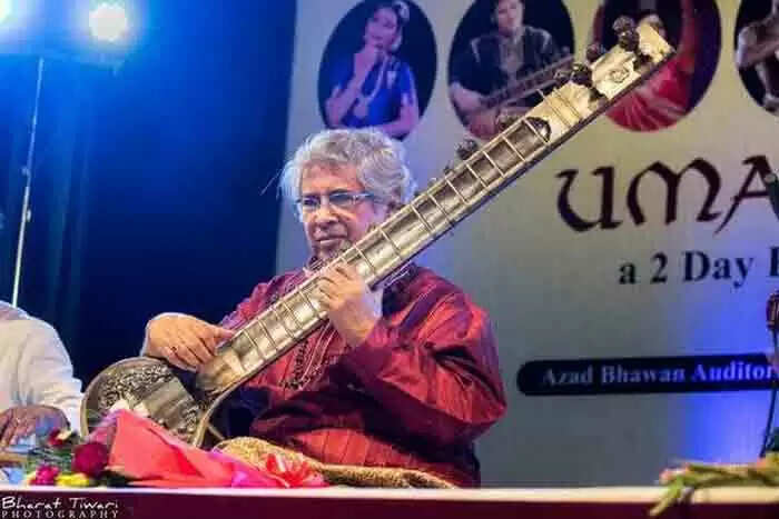 വിഖ്യാത സിതാര് വാദകന് പണ്ഡിറ്റ് ദേബു ചൗധരി അസുഖത്തെ തുടര്ന്ന് മരിച്ചു