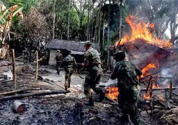 അസമില് വംശീയകലാപം; 24 മണിക്കൂറിനുള്ളില് കൊല്ലപ്പെട്ടത് 30 പേര്