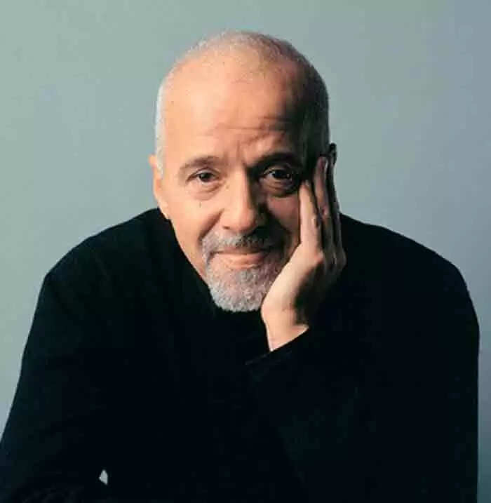 ജന്മദിന നിറവിൽ പൗലോ കൊയ്ലോ; വായനക്കാരുടെ മനം കവർന്ന എഴുത്തുകാരന്റെ ജീവിതം അതിശയകരം