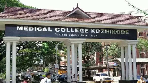മലപ്പുറത്ത് കൊവിഡ്-19 ബാധിച്ച നാല് മാസം പ്രായമായ കുഞ്ഞിന്റെ ആരോഗ്യനിലയില് പുരോഗതിയില്ല; ഐസൊലേഷന് കേന്ദ്രത്തിലെ തീവ്രപരിചരണ വിഭാഗത്തില്