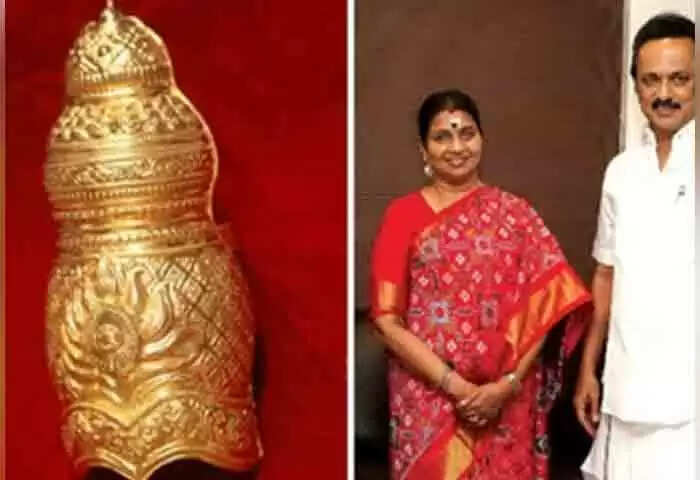 Golden Crown | 32 പവന് തൂക്കം വരുന്ന സ്വര്ണ കിരീടം ഗുരുവായൂരപ്പന് വഴിപാടായി സമര്പിച്ച് തമിഴ്നാട് മുഖ്യമന്ത്രി സ്റ്റാലിന്റെ ഭാര്യ