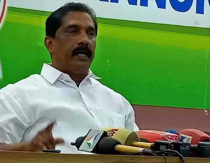 Criticized | പ്രതിഷേധങ്ങളെ ഭയമാണെങ്കില് മുഖ്യമന്ത്രി വീട്ടിലിരിക്കണമെന്ന് അഡ്വ. മാര്ടിന് ജോര്ജ്