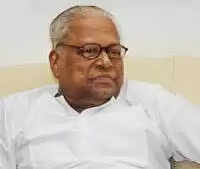 ഉപരോധ സമരം: വി.എസിനെ ഒന്നാംപ്രതിയാക്കി കേസെടുത്തു