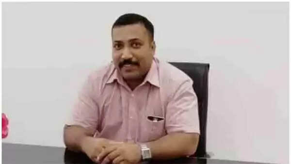 അസുഖത്തെ തുടര്ന്ന് ചികിത്സയിലായിരുന്ന 34 കാരനായ പ്രവാസി മലയാളി ഒമാനില് മരിച്ചു