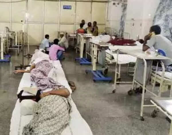 ഉത്തര്പ്രദേശില് പകര്ചപ്പനി പടരുന്നു; 40 കുട്ടികള് ഉള്പെടെ 400 ഓളം പേര് ചികിത്സയില്