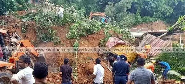 മംഗളൂരുവിൽ മണ്ണിടിഞ്ഞ് രണ്ട് കുട്ടികൾ മരിച്ചു