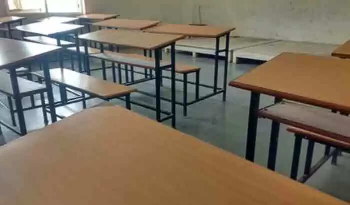 നൈജീരിയയില് സ്കൂളില് അതിക്രമിച്ച് കയറിയ സംഘം 73 കുട്ടികളെ തട്ടിക്കൊണ്ടുപോയതായി പൊലീസ്