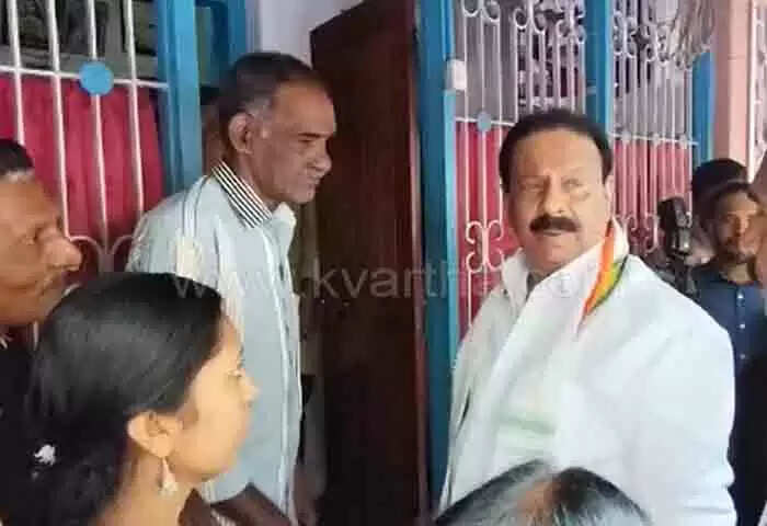 Hath se Hath | ഹാഥ് സേ ഹാഥ് ജോഡോ അഭിയാന് പദ്ധതി: ജനവികാരം തൊട്ടടറിഞ്ഞ് കെ സുധാകരനും നേതാക്കളും വീടുകളിൽ