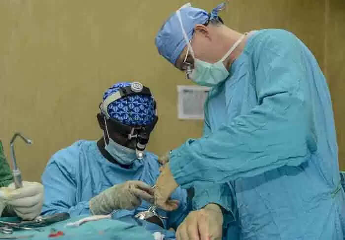 Cancer treatment | സംസ്ഥാനത്ത് കാന്സര് ചികിത്സയ്ക്ക് നവയുഗം: റോബോടിക് സര്ജറിക്കും, ഡിജിറ്റല് പതോളജിക്കും അനുമതി