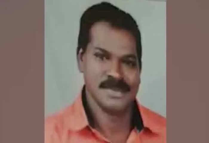 Man Killed | 'മകനും സുഹൃത്തുക്കളും തമ്മിലുള്ള തര്ക്കത്തിന് മധ്യസ്ഥം പിടിക്കാന് പോയ പിതാവ് അടിയേറ്റ് മരിച്ചു'; 2 പേര് പിടിയില്