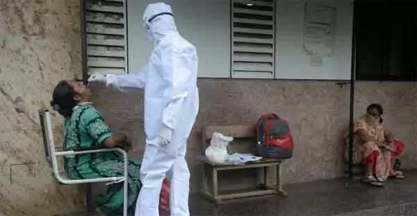 സംസ്ഥാനത്ത് 10,000 കടന്ന് കോവിഡ്; ബുധനാഴ്ച കൊറോണ സ്ഥിരീകരിച്ചത് 10,606 പേര്ക്ക്