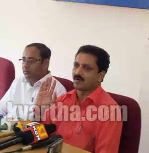 പി.ബി അബ്ദുര് റസാഖും എന്.എ നെല്ലിക്കുന്നും എന്.ആര്.ഐ എം.എല്.എമാര്: കെ. സുരേന്ദ്രന്