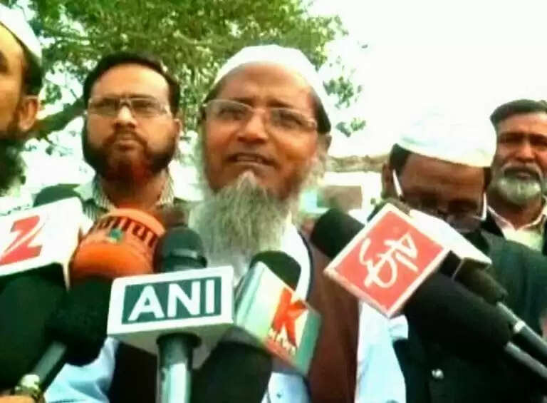പരമശിവന് ആദ്യ പ്രവാചകന്; മുസ്ലീങ്ങള് പിന്തുടരുന്നത് സനാതന ധര്മ്മം: മുഫ്തി മുഹമ്മദ് ഇല്യാസ്
