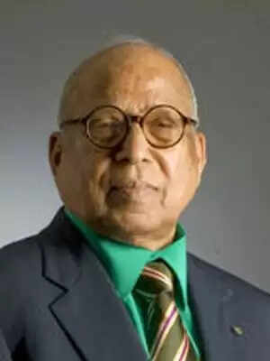 പത്മഭൂഷണ് ക്യാപ്റ്റന് കൃഷ്ണന് നായര് അന്തരിച്ചു