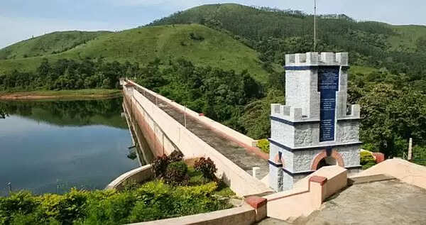 മുല്ലപ്പെരിയാര് ജലനിരപ്പ് 142ലേക്ക്; കേരള വിരുദ്ധ വികാരവുമായി വൈക്കോ