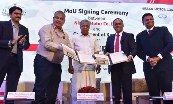 ഇനി നിസ്സാനും റെനോള്ട്ടും മിറ്റ്സുബിഷിയും കേരളത്തില് നിന്ന്; ആഗോള വാഹനനിര്മാതാക്കളായ നിസാന് ഗ്ലോബല് ഡിജിറ്റല് ഹബ്ബ് കേരളത്തില് സ്ഥാപിക്കാനുള്ള ധാരണാപത്രത്തില് മുഖ്യമന്ത്രി ഒപ്പുവെച്ചു