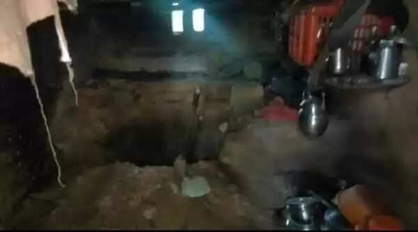 ഇടുക്കിയിലെ വീട്ടമ്മയുടെ മരണം; മൃതദേഹം കണ്ടെത്താന് സഹായിച്ചത് 13കാരനായ മകന്റെ സംശയം