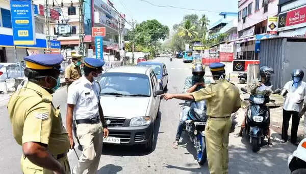 യാത്രകളിലെ ധാരണയില്ലായ്മ കോവിഡ് കണക്കുകള് വീണ്ടും താക്കീതാവുന്നു