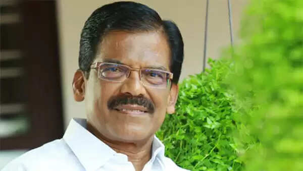 കണക്കുകൂട്ടലുകള് ഒരിക്കലും തെറ്റില്ല; കോട്ടയത്തെ യുഡിഎഫ് സ്ഥാനാര്ത്ഥി തോമസ് ചാഴിക്കാടന് വിജയിച്ചാല് കേരളത്തില് നിന്നും ലോക്സഭയിലെത്തുന്ന ആദ്യ ചാറ്റേര്ഡ് അക്കൗണ്ടന്റ്