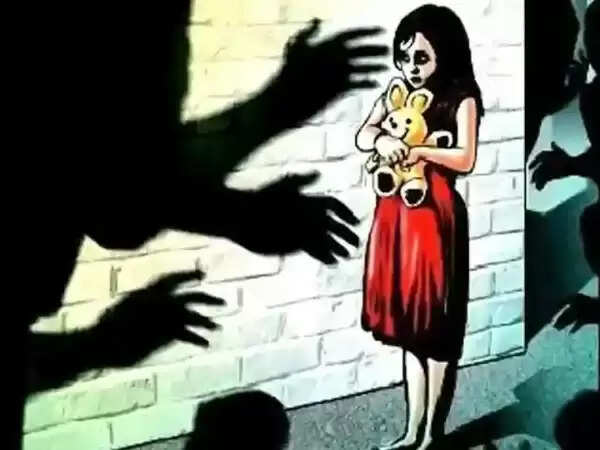 7 വയസ്സുകാരിയെ അയല്വാസി ബലാത്സംഗം ചെയ്തു കൊലപ്പെടുത്തി; പ്രതി അറസ്റ്റില്
