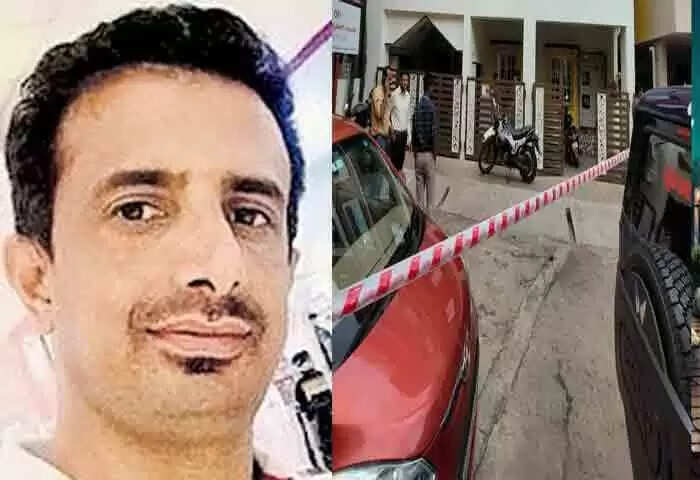 Malayali Killed | ബെംഗ്ളൂറു ഓഫീസില് ദാരുണമായി കൊല്ലപ്പെട്ടത് കോട്ടയം സ്വദേശിയായ സിഇഒ; പിന്നില് ബിസിനസ് വൈരാഗ്യമെന്ന് പൊലീസ്; മുന് ജീവനക്കാരനായി തിരച്ചില് വ്യാപിപ്പിച്ചു