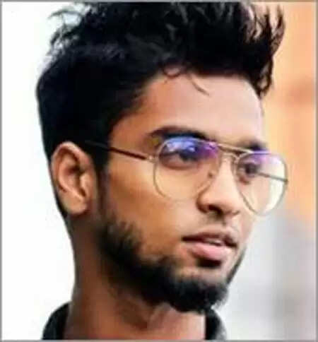 യൂത്ത് ലീഗ് പ്രവര്ത്തകന് സഫീറിന്റെ കൊലപാതകം: സിപിഐ അനുഭാവികളും അയല്വാസികളുമായ 5 പേര് പിടിയില്; രാഷ്ട്രീയ കൊലപാതകമല്ലെന്നും വിദ്യാഭ്യാസകാലം മുതലുള്ള വ്യക്തിവൈരാഗ്യമെന്നും പോലീസ്