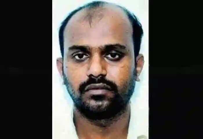 Investigation | കണ്ണൂര് സെന്ട്രല് ജയിലും പാര്ടി ഗ്രാമമോ? കള്ളത്തോക്ക് കേസില് കുടുങ്ങിയ ടി പി വധക്കേസ് പ്രതിയില് നിന്നും നിര്ണായക വിവരങ്ങള് തേടി കര്ണാടക പൊലീസ്