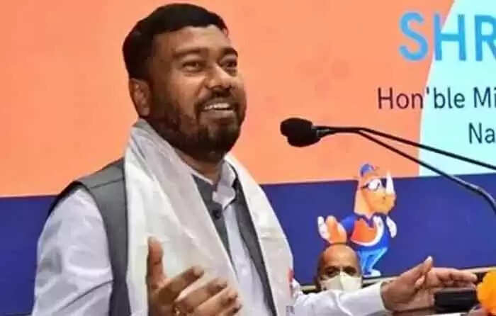 പെട്രോള് വില അധികമല്ല, ഒരു കുടിവെള്ളത്തിന്റെ വില ഇന്ധനവിലയേക്കാള് ഉയര്ന്നതാണ്: കേന്ദ്രമന്ത്രി