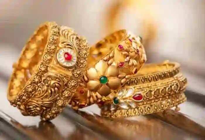 Gold Price | സ്വർണവിലയിൽ ഇടിവ് തുടരുന്നു; പവന് 120 രൂപ കുറഞ്ഞു