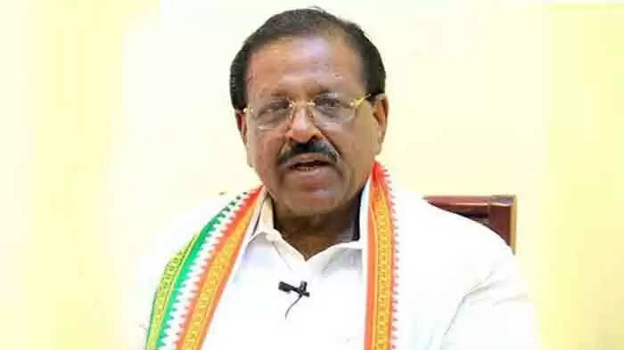 കാസര്കോട്ടെ ടാറ്റാ ആശുപത്രി തുറക്കാന് മരണം വരെ നിരാഹാര സമരം നടത്തുമെന്ന് പ്രഖ്യാപിച്ച് രാജ്മോഹന് ഉണ്ണിത്താന് എം പി
