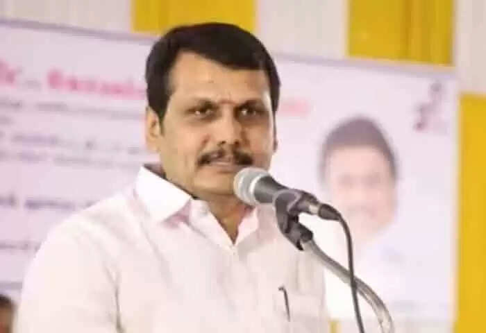 Senthil Balaji | സെന്തില് ബാലാജിയെ മന്ത്രിസഭയില് നിന്ന് നീക്കി ഗവര്ണറുടെ അപൂര്വനീക്കം; തീരുമാനം മുഖ്യമന്ത്രിയോടുപോലും ചര്ച നടത്താതെ
