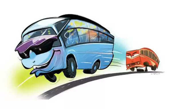 വിദ്യാര്ത്ഥികള് കൂട്ടമായി കയറി; പ്രകോപിതരായ ജീവനക്കാര് സ്വകാര്യ ബസ് നടുറോഡില് ഉപേക്ഷിച്ച് സ്ഥലംവിട്ടു