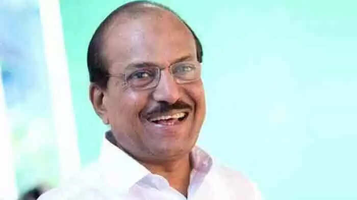 നിയമസഭ തെരഞ്ഞെടുപ്പില് മത്സരിക്കാന് പി കെ കുഞ്ഞാലിക്കുട്ടി എം പി സ്ഥാനം രാജിവെക്കുന്നതായി റിപോര്ട്