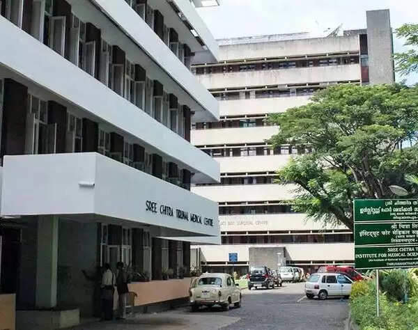 തിരുവനന്തപുരം ശ്രീചിത്രയിലെ ഡോക്ടര്ക്ക് കോവിഡ്; വീട്ടില് തന്നെ നിരീക്ഷണത്തില്